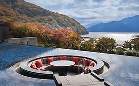 Hakone Ashinoko Hanaori